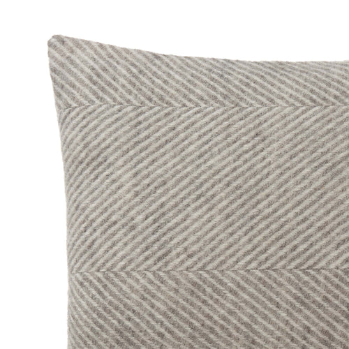 Kissenhülle Gotland Grau/Creme - 40 x 60 cm | URBANARA