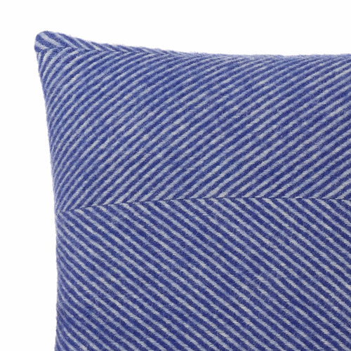 Kissenhülle Gotland Ultramarinblau/Crème - 40 x 60 cm | URBANARA